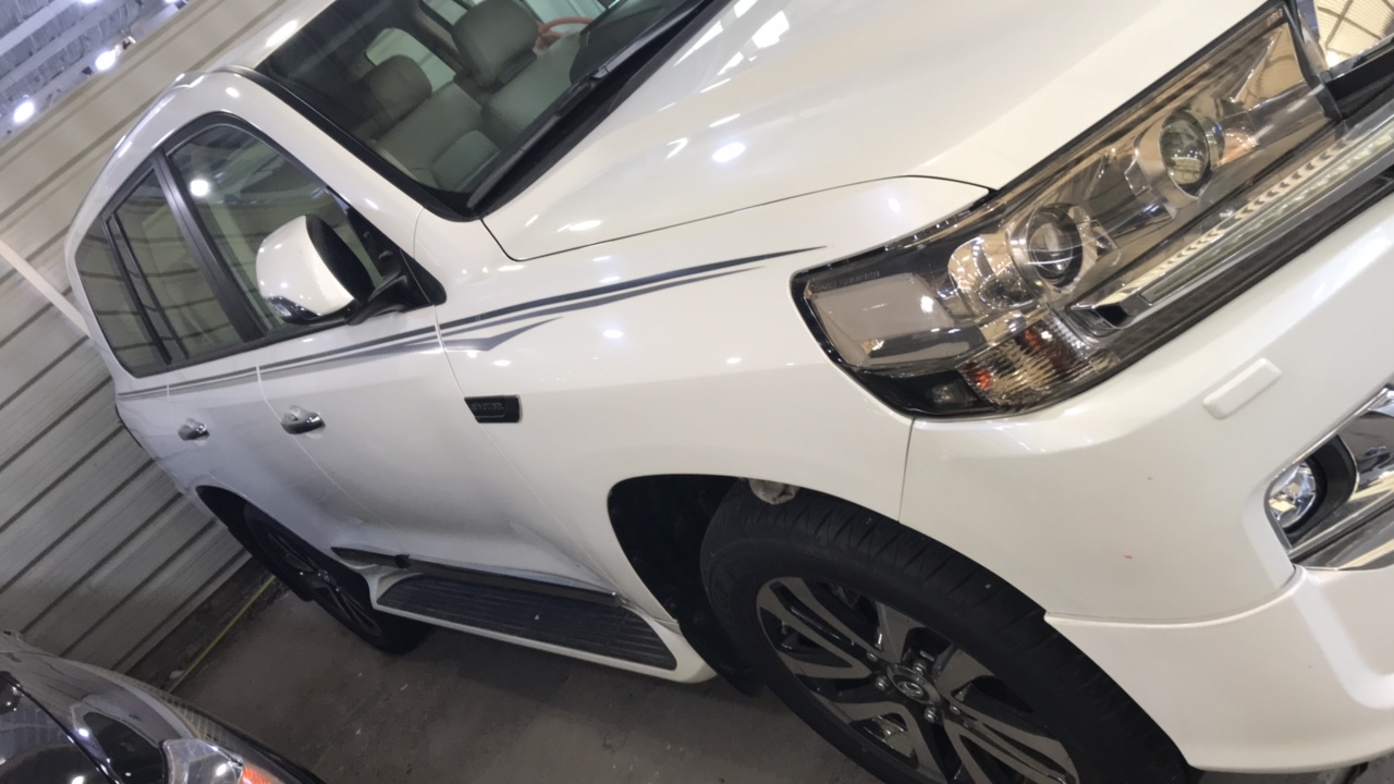 تويوتا لاندكروزر